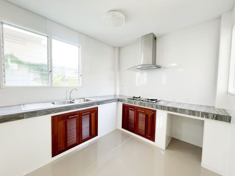 Life Bangkok Boulevard Rangsit, Pathum Thani, Rangsit - Nakhon Nayok Road, Prachathipat, Thanyaburi, Pathum Thani, 5 Bedrooms, 276 sqm, Single Detached House For Sale, by อภิมงคล สุขเกษม, 500160639 - DDproperty.com