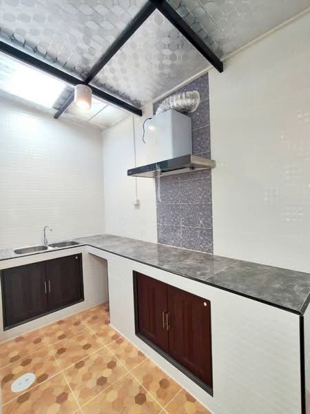 Baan Thara Rin Khlong 2, Pathum Thani, รังสิต-นครนายก, Khu Khot, Lam Luk Ka, Pathum Thani, 2 Bedrooms, 100 sqm, Townhouse For Sale, by Connex Property, 500160645 - DDproperty.com