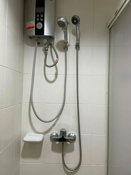 Lumpini Ville Phahol-Suthisarn, Bangkok, 23 Inthamara 2 Alley, Samsen Nai, Phaya Thai, Bangkok, 1 Bedroom, 45 sqm, Condo For Sale, by Vipada Supaporn, 500160669 - DDproperty.com