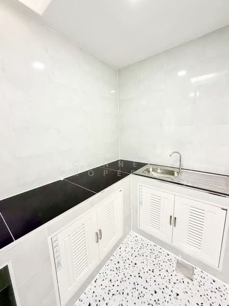 บ้านแอร์วิลล่า, ปทุมธานี, รังสิต-นครนายก, คูคต, ลำลูกกา, ปทุมธานี, 21 ตร.ม., ทาวน์เฮ้าส์ ขาย, โดย Connex Property, 500160693 - DDproperty.com