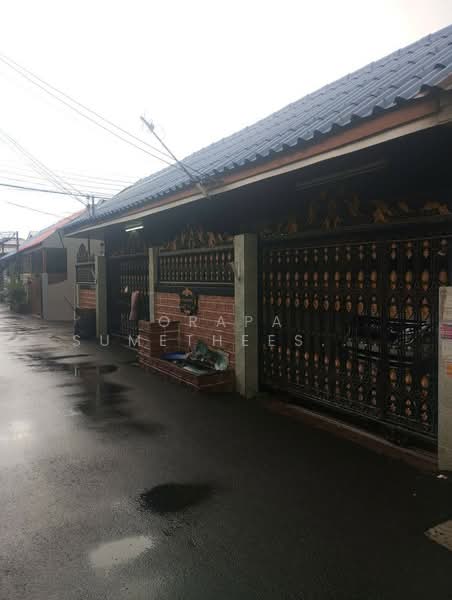 ทาวน์เฮ้าส์ 3-ห้องนอน, กรุงเทพ, จันทรเกษม, จตุจักร, กรุงเทพ, 144 ตร.ม., ทาวน์เฮ้าส์ ขาย, โดย Orapa Sumetheesirisakul, 500160700 - DDproperty.com