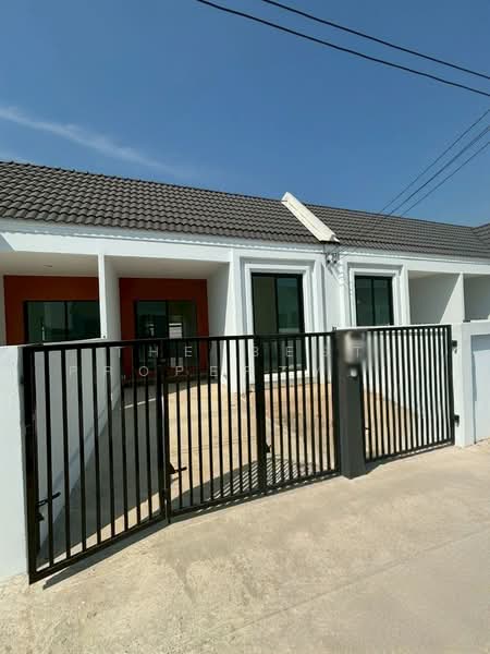ทาวน์เฮ้าส์บางน้ำเปรี้ยว ฉะเชิงเทรา, Chachoengsao, Bang Nam Prieo, Bang Nam Prieo, Chachoengsao, 2 Bedrooms, 100 sqm, Townhouse For Sale, by The Best Property แก้ว, 500160702 - DDproperty.com