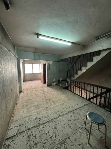 ทาวน์เฮ้าส์ 2-ห้องนอน, กรุงเทพ, จันทรเกษม, จตุจักร, กรุงเทพ, 93 ตร.ม., ทาวน์เฮ้าส์ ขาย, โดย Orapa Sumetheesirisakul, 500160742 - DDproperty.com