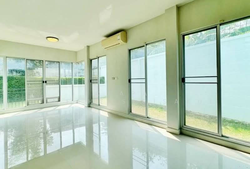 Life Bangkok Boulevard Ratchaphruek-Charan, Bangkok, Bang Waek Road, Bang Waek, Phasi Charoen, Bangkok, 3 Bedrooms, 210 sqm, Single Detached House For Sale, by Orapa Sumetheesirisakul, 500160767 - DDproperty.com