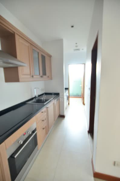 Le Raffine Sukhumvit 39, Bangkok, Soi Sukhumvit 39, Khlong Tan Nua, Watthana, Bangkok, 3 Bedrooms, 405 sqm, Condo For Rent, by Phatcharanan Kittiananchat, 500160771 - DDproperty.com