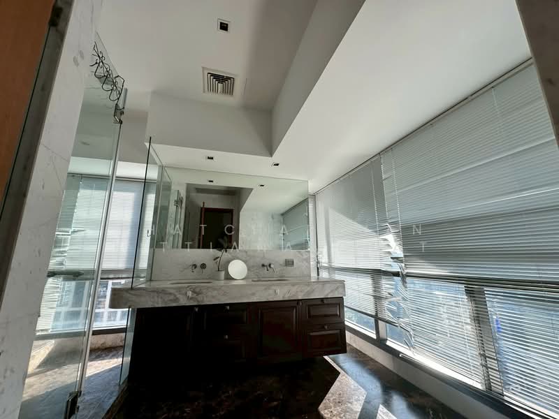 Le Raffine Sukhumvit 39, Bangkok, Soi Sukhumvit 39, Khlong Tan Nua, Watthana, Bangkok, 3 Bedrooms, 405 sqm, Condo For Rent, by Phatcharanan Kittiananchat, 500160771 - DDproperty.com