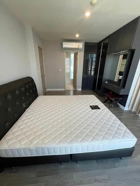 The Room Sathorn, Bangkok, 78 Pan Road, Silom, Bang Rak, Bangkok, 2 Bedrooms, 78 sqm, Condo For Rent, by Nakarin  Sookpaiboon, 500160776 - DDproperty.com