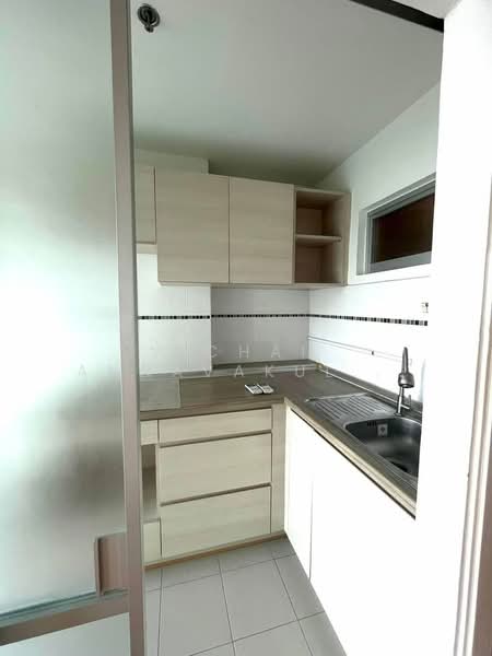 Lumpini Park Riverside Rama 3 : ลุมพินี พาร์ค ริเวอร์ไซด์ พระราม 3, กรุงเทพ, 4 ถนนพระราม 3, บางโพงพาง, ยานนาวา, กรุงเทพ, 65 ตร.ม., คอนโด ให้เช่า, โดย Vichai Annavakulthorn, 500160797 - DDproperty.com