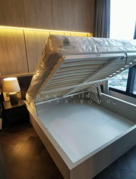 The Esse Sukhumvit 36, Bangkok, Soi Sukhumvit 36, Sukhumvit Road, Phra Kanong, Khlong Toei, Bangkok, 1 Bedroom, 43 sqm, Condo For Rent, by Nakarin Sookpaiboon, 500160815 - DDproperty.com