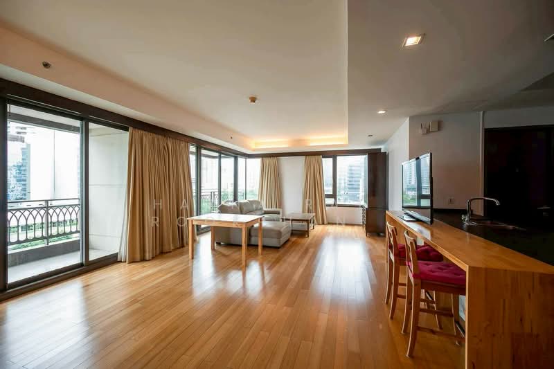 Prive by Sansiri, Bangkok, 68 Soi Ruamrudee, Wireless Road, Lumphini, Pathum Wan, Bangkok, 3 Bedrooms, 154 sqm, Condo For Rent, by Hathairat  Rookphan  , 500160816 - DDproperty.com