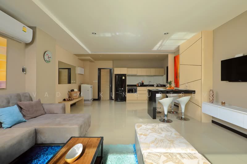 Nai Harn Beach Condominium : ในหาน บีช คอนโด, ภูเก็ต, ซอยสวนวัด, ราไวย์, เมืองภูเก็ต, ภูเก็ต, 120 ตร.ม., คอนโด ให้เช่า, โดย Vadim Kungurtsev, 500160832 - DDproperty.com