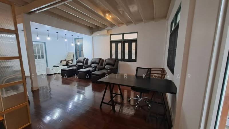 บ้าน 5-ห้องนอน, กรุงเทพ, คลองเตย, คลองเตย, กรุงเทพ, 250 ตร.ม., บ้านเดี่ยว ให้เช่า, โดย Pavana Sirikogar, 500160839 - DDproperty.com