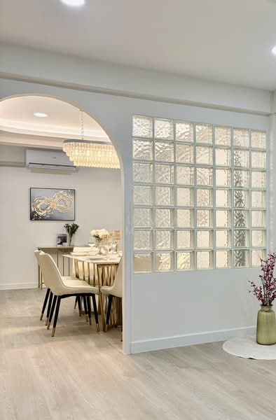 ให้เช่า บ้านเดี่ยว ห้วยขวาง สุทธิสาร เพียง 0.8 กม ถึง MRT สุทธิสาร, Bangkok, Huai Khwang, Huai Khwang, Bangkok, 5 Bedrooms, 300 sqm, Single Detached House For Rent, by Usuma Usumachat, 500160881 - DDproperty.com