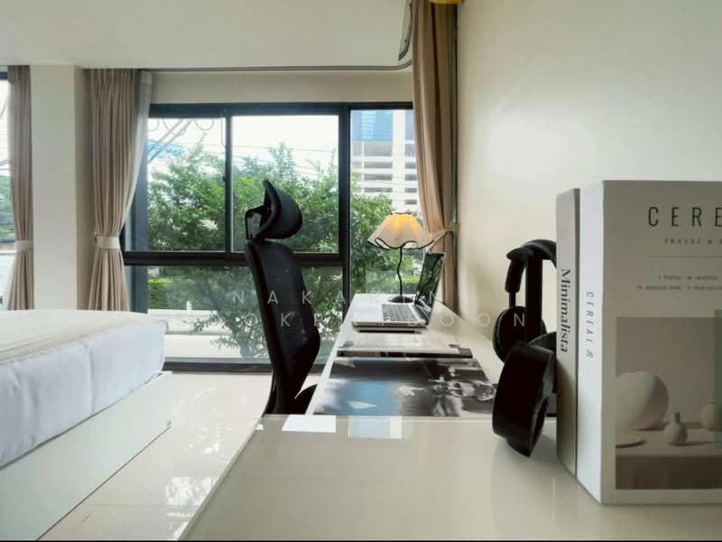 Socio Reference 61, Bangkok, Sukhumvit 61, Khlongtoei Nua, Watthana, Bangkok, 2 Bedrooms, 68 sqm, Condo For Rent, by Nakarin Sookpaiboon, 500160883 - DDproperty.com