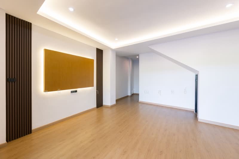 ทาวน์โฮม คลองแห, Songkhla, Khlong Hae, Hat Yai, Songkhla, 2 Bedrooms, 150 sqm, Townhouse For Sale, by ชนิดาภา กัณสุทธิ์, 500160905 - DDproperty.com