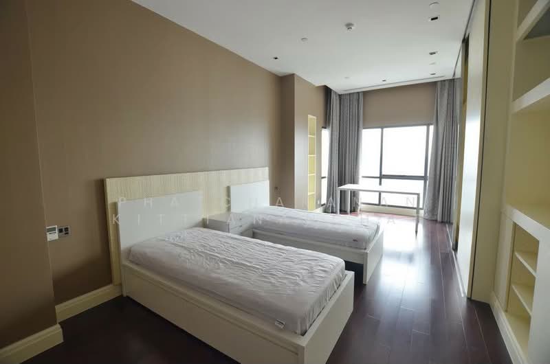 Le Raffine Sukhumvit 39, Bangkok, Soi Sukhumvit 39, Khlong Tan Nua, Watthana, Bangkok, 3 Bedrooms, 400 sqm, Condo For Sale, by Phatcharanan Kittiananchat, 500160943 - DDproperty.com