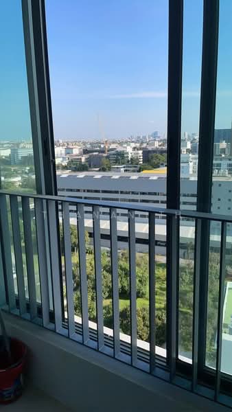 IDEO MOBI Sukhumvit 81, Bangkok, 2097 Sukhumvit Road, Bang Chak, Phra Khanong, Bangkok, 2 Bedrooms, 44 sqm, Condo For Rent, by Thananith Ittitulyapong, 500161036 - DDproperty.com