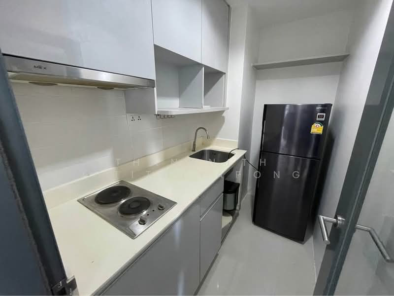 IDEO MOBI Sukhumvit 81, Bangkok, 2097 Sukhumvit Road, Bang Chak, Phra Khanong, Bangkok, 2 Bedrooms, 44 sqm, Condo For Rent, by Thananith Ittitulyapong, 500161036 - DDproperty.com
