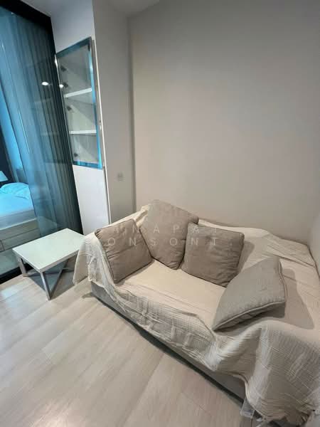Life Asoke, Bangkok, Asoke-Dindang Road, Bang Kapi, Huai Khwang, Bangkok, 1 Bedroom, 30 sqm, Condo For Rent, by Tanapat Sakonsontised, 500161066 - DDproperty.com