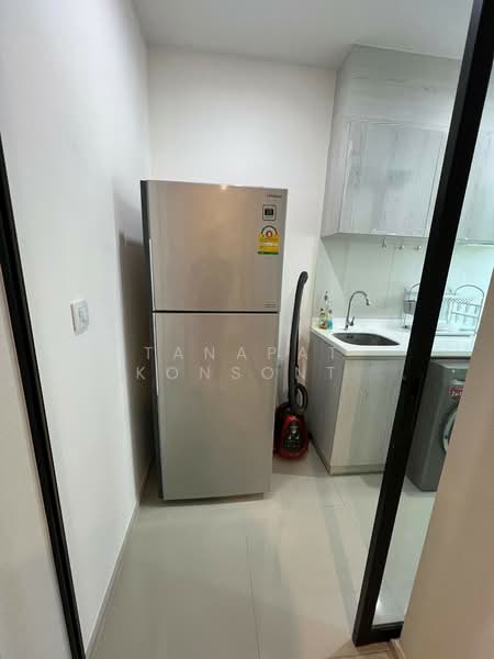 Life Asoke, Bangkok, Asoke-Dindang Road, Bang Kapi, Huai Khwang, Bangkok, 1 Bedroom, 30 sqm, Condo For Rent, by Tanapat Sakonsontised, 500161066 - DDproperty.com