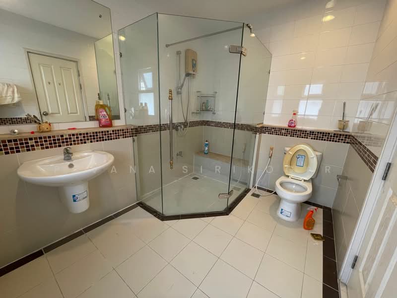 Urban Sathorn, Bangkok, Ratchaphruek Road, Bang Chak, Phasi Charoen, Bangkok, 3 Bedrooms, 255 sqm, Townhouse For Rent, by Pavana Sirikogar, 500161068 - DDproperty.com