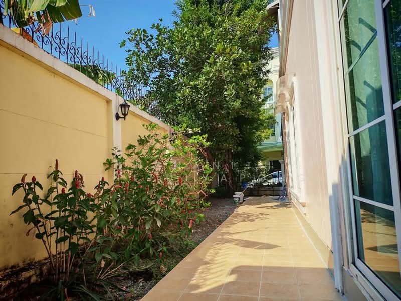 Urban Sathorn, Bangkok, Ratchaphruek Road, Bang Chak, Phasi Charoen, Bangkok, 4 Bedrooms, 300 sqm, Townhouse For Rent, by Thananith Ittitulyapong, 500161076 - DDproperty.com