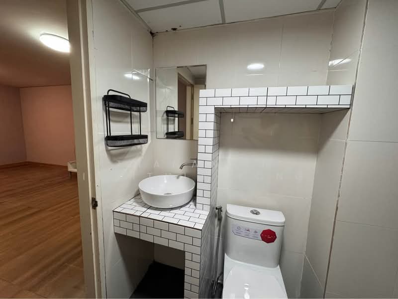 City Home Tha Phra Intersection, Bangkok, 99 Ratchadaphisek Road, Wat Tha Pra, Bangkok Yai, Bangkok, Studio, 33 sqm, Condo For Sale, by Thananith Ittitulyapong, 500161090 - DDproperty.com