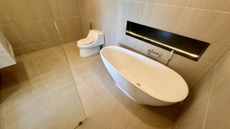 Rawai Seaview Condominium : ราไวย์ ซีวิว คอนโดมิเนียม, ภูเก็ต, 37/3 ถ.วิเศษ, วิชิต, เมืองภูเก็ต, ภูเก็ต, 120 ตร.ม., คอนโด ขาย, โดย Evgeniia Kov, 500161137 - DDproperty.com