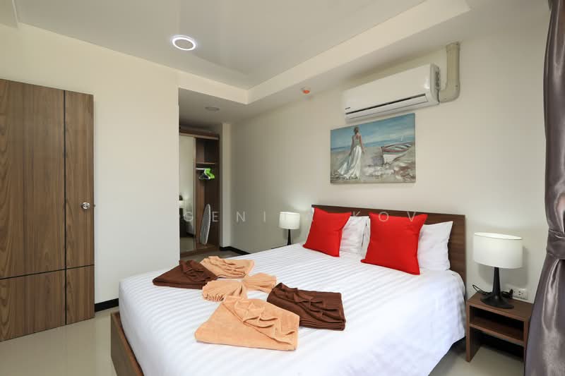 ขาย - Naiharn Sea Condominium : ในหาน ซี คอนโดมิเนียม, ภูเก็ต