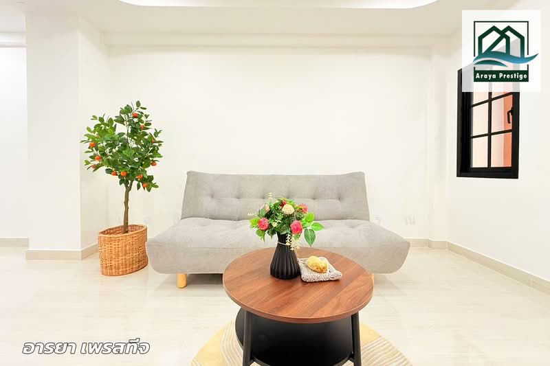 นวกานต์ เสรีไทย, Bangkok, Khlong Kum, Bueng Kum, Bangkok, 2 Bedrooms, 95 sqm, Townhouse For Sale, by วิสุทธินี เฉลิมสินสุวรรณ, 500161172 - DDproperty.com