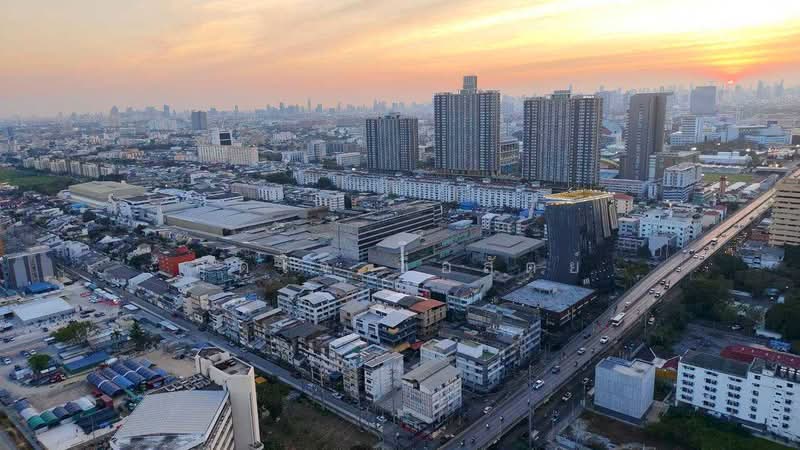 Chewathai Ramkamhaeng, Bangkok, 2849 Ramkhamhaeng Road, Hua Mak, Bang Kapi, Bangkok, 1 Bedroom, 30 sqm, Condo For Sale, by สุดใจ ซื่อสัตย์, 500161178 - DDproperty.com