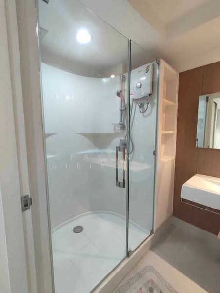 The Bangkok Sathorn-Taksin, Bangkok, Krung Thonburi, Bang Lam Phu Lang, Khlong San, Bangkok, 2 Bedrooms, 71 sqm, Condo For Rent, by Pavana Sirikogar, 500161185 - DDproperty.com