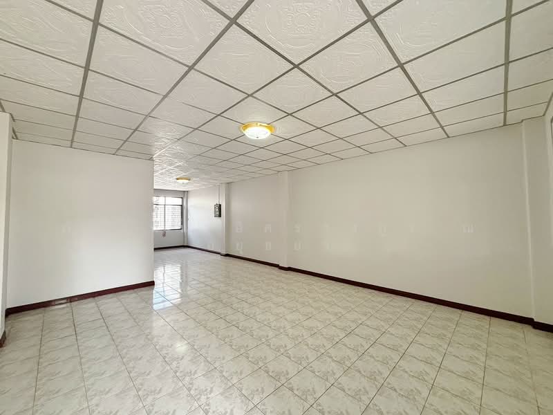 บ้านพนมแลนด์ ถนนเทศบาล ต.พนมสารคาม อ.พนมสารคาม จ.ฉะเชิงเทรา, Chachoengsao, เทศบาล ท่าเกวียน, Phanom Sarakham, Phanom Sarakham, Chachoengsao, 3 Bedrooms, 120 sqm, Townhouse For Sale, by ภัทรนัน อิศรางกูร ณ อยุธยา, 500161220 - DDproperty.com