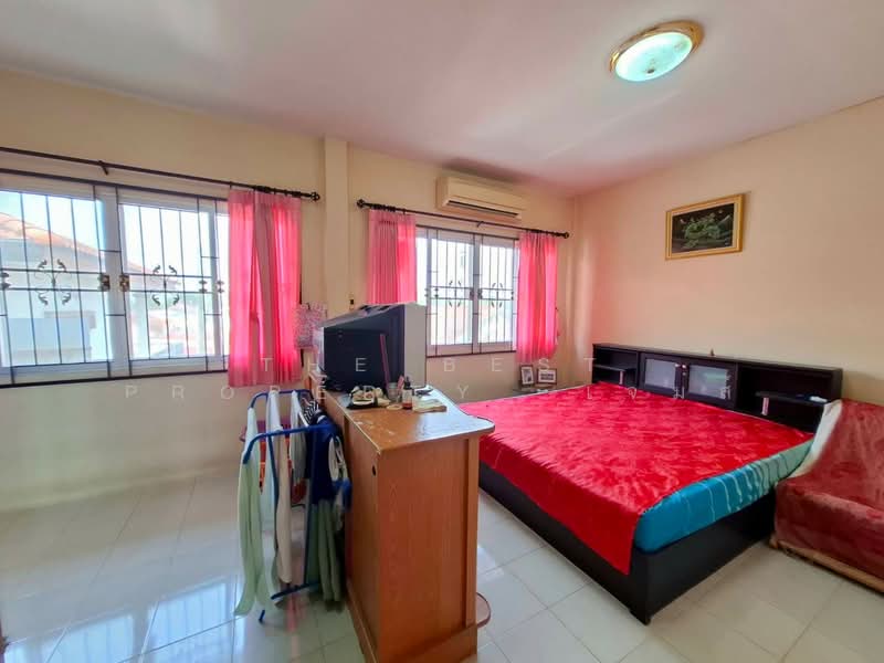 หมู่บ้านสินเจริญวิลล่า ชลบุรี, Chon Buri (Pattaya), Sanak Bok, Muang Chon Buri, Chon Buri (Pattaya), 3 Bedrooms, 120 sqm, Townhouse For Sale, by The Best Property  เจมส์, 500161250 - DDproperty.com