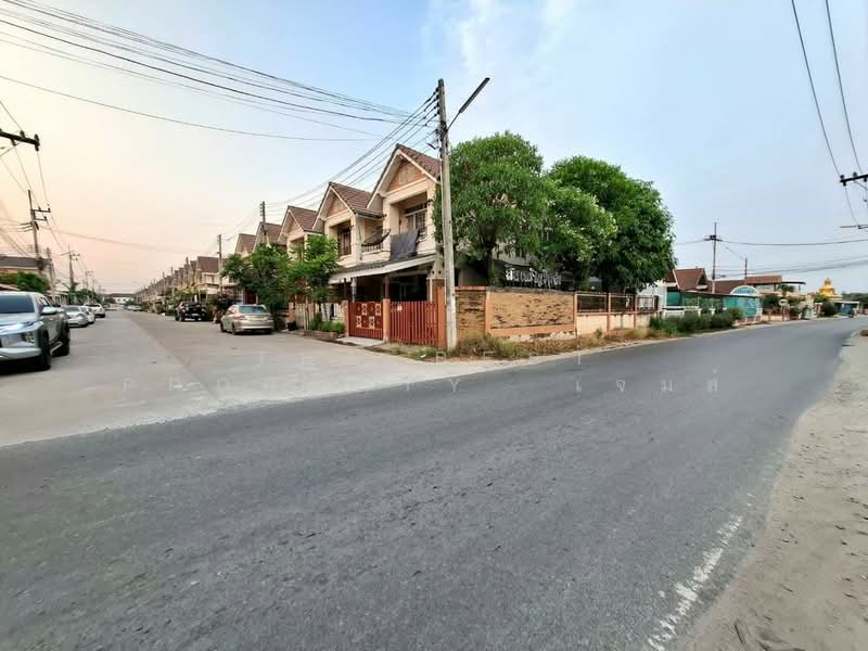 หมู่บ้านสินเจริญวิลล่า ชลบุรี, Chon Buri (Pattaya), Sanak Bok, Muang Chon Buri, Chon Buri (Pattaya), 3 Bedrooms, 120 sqm, Townhouse For Sale, by The Best Property  เจมส์, 500161250 - DDproperty.com