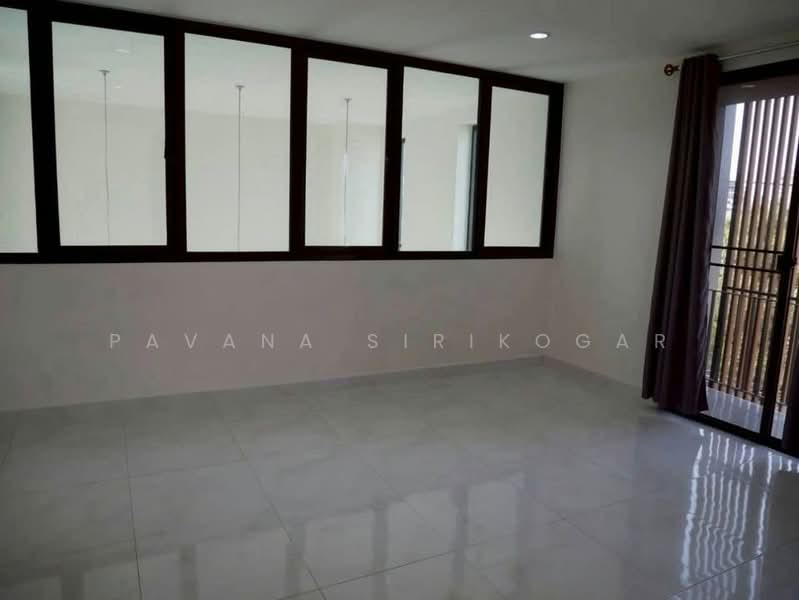 ทาวน์เฮ้าส์ 5-ห้องนอน, กรุงเทพ, จันทรเกษม, จตุจักร, กรุงเทพ, 300 ตร.ม., ทาวน์เฮ้าส์ ให้เช่า, โดย Pavana Sirikogar, 500161280 - DDproperty.com