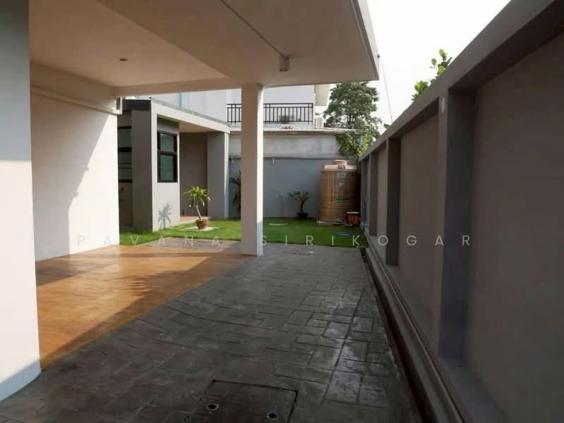 5-BR Townhouse, Bangkok, Chan Kasem, Chatuchak, Bangkok, 5 Bedrooms, 300 sqm, Townhouse For Rent, by Pavana Sirikogar, 500161280 - DDproperty.com