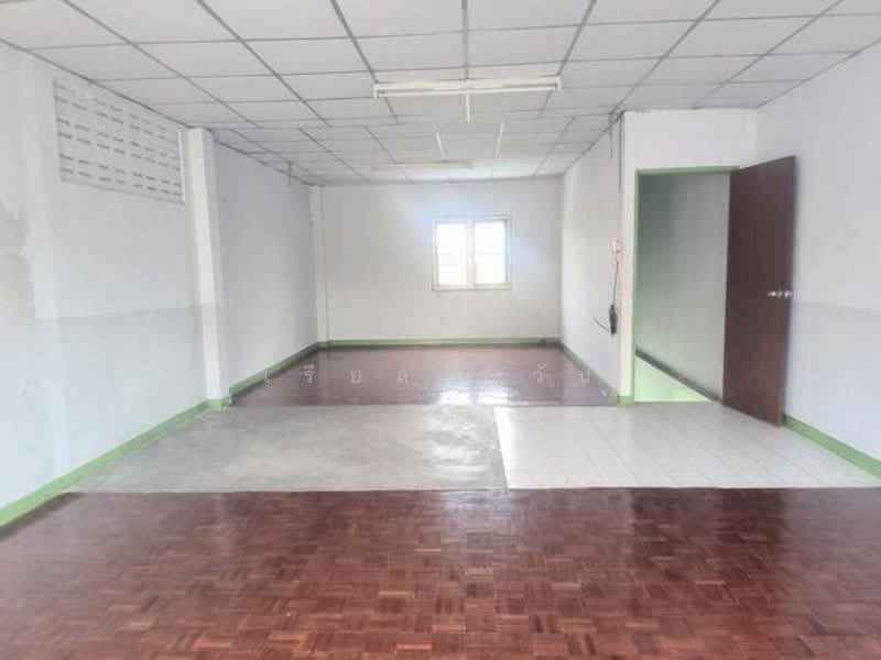 หมู่บ้านศรีประชาวิลล่า, Bangkok, Thawi Watthana, Thawi Watthana, Bangkok, 3 Bedrooms, 325 sqm, Townhouse For Sale, by เรียลตี้ วัน, 500161314 - DDproperty.com