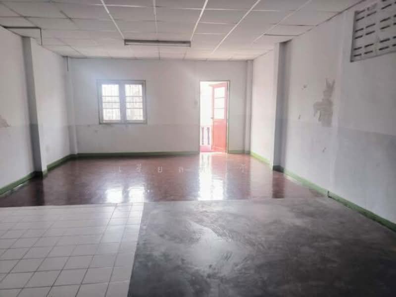 หมู่บ้านศรีประชาวิลล่า, Bangkok, Thawi Watthana, Thawi Watthana, Bangkok, 3 Bedrooms, 325 sqm, Townhouse For Sale, by เรียลตี้ วัน, 500161314 - DDproperty.com