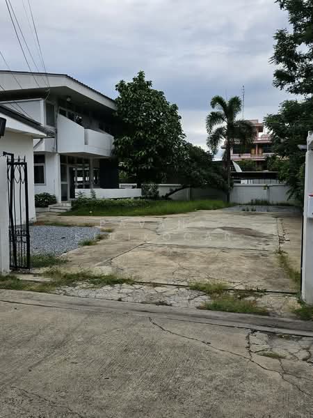 บ้าน 4-ห้องนอน, กรุงเทพ, ลาดพร้าว, ลาดพร้าว, กรุงเทพ, 800 ตร.ม., บ้านเดี่ยว ให้เช่า, โดย Pavana Sirikogar, 500161323 - DDproperty.com