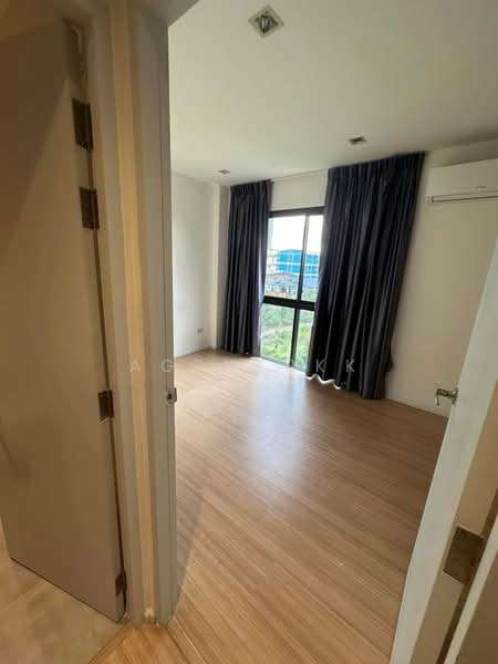 Y Residence Sukhumvit 113, Samut Prakan, Sukhumvit 113 Road (Soi Dan Samrong 42/1), Samrong Nua, Muang Samut Prakarn, Samut Prakan, 4 Bedrooms, 220 sqm, Townhouse For Rent, by Agentbkk, 500161336 - DDproperty.com