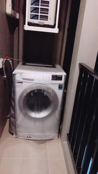 The Niche Pride Thonglor-Phetchaburi, Bangkok, New Petchaburi Road, Bang Kapi, Huai Khwang, Bangkok, 1 Bedroom, 36 sqm, Condo For Rent, by Praewpakar Soontawong, 500161345 - DDproperty.com