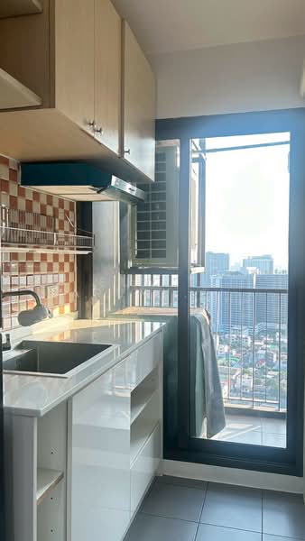 The Tree Rio Bang-Aor Station, Bangkok, 315 Charan Sanitwong Rd, Bang O, Bang Phlat, Bangkok, 2 Bedrooms, 62 sqm, Condo For Rent, by Suwit Arunkeereewat, 500161347 - DDproperty.com