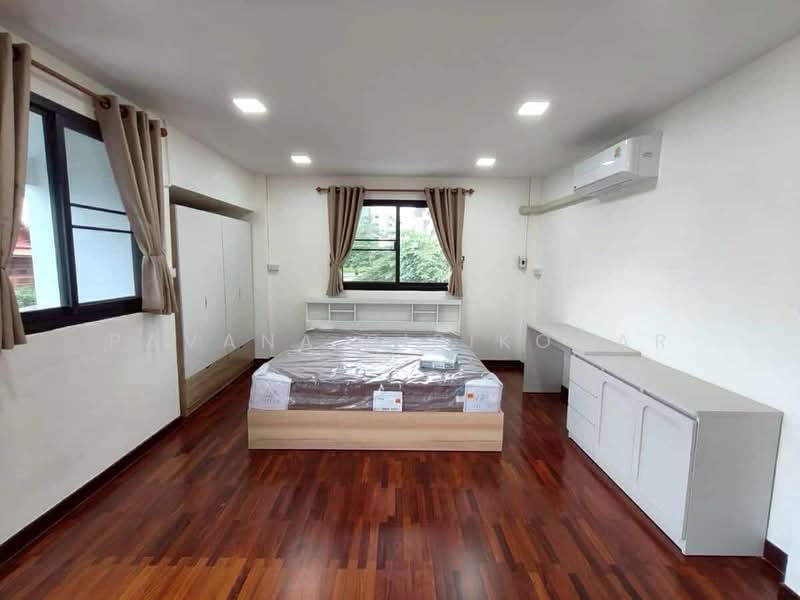 บ้าน 4-ห้องนอน, กรุงเทพ, ลาดพร้าว, ลาดพร้าว, กรุงเทพ, 250 ตร.ม., บ้านเดี่ยว ให้เช่า, โดย Pavana Sirikogar, 500161373 - DDproperty.com