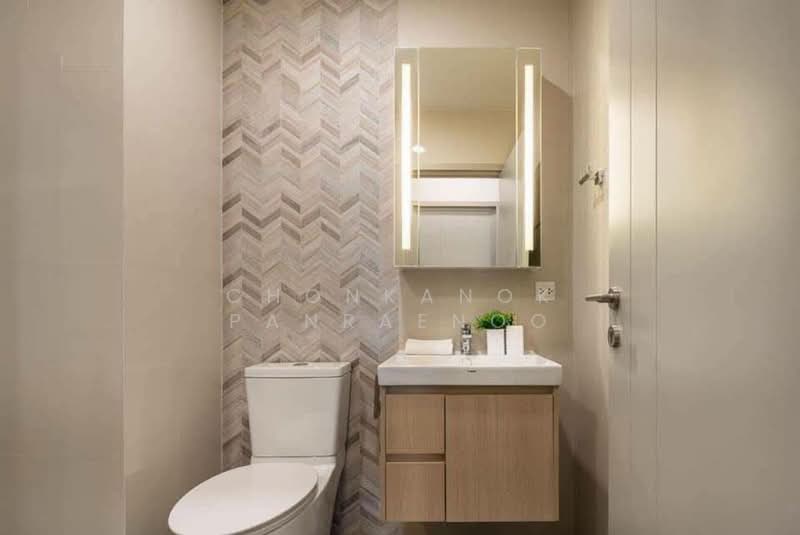 Oka Haus Sukhumvit 36, Bangkok, 3399 Rama 4 Road, Khong Tan, Khlong Toei, Bangkok, 2 Bedrooms, 50 sqm, Condo For Rent, by Chonkanok Panraenoo, 500161377 - DDproperty.com