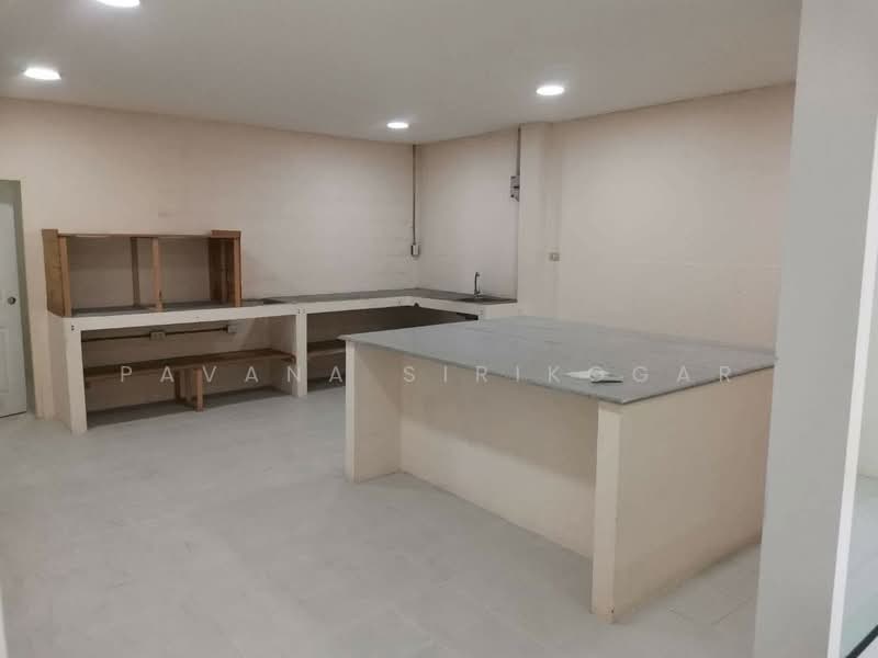 3-BR House, Bangkok, Lat Yao, Chatuchak, Bangkok, 3 Bedrooms, 150 sqm, Single Detached House For Rent, by Pavana Sirikogar, 500161387 - DDproperty.com