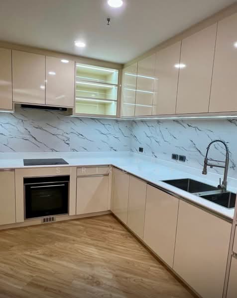 Witthayu Complex, Bangkok, 1673 New Petchaburi Road, Makkasan, Ratchathewi, Bangkok, 3 Bedrooms, 128 sqm, Condo For Rent, by Pavana Sirikogar, 500161405 - DDproperty.com