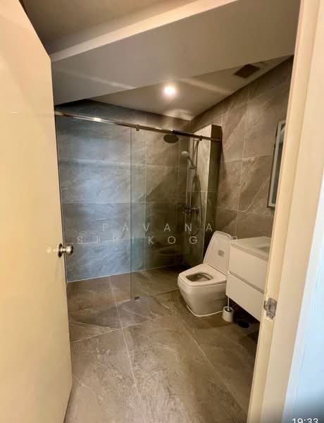 Witthayu Complex, Bangkok, 1673 New Petchaburi Road, Makkasan, Ratchathewi, Bangkok, 3 Bedrooms, 128 sqm, Condo For Rent, by Pavana Sirikogar, 500161405 - DDproperty.com