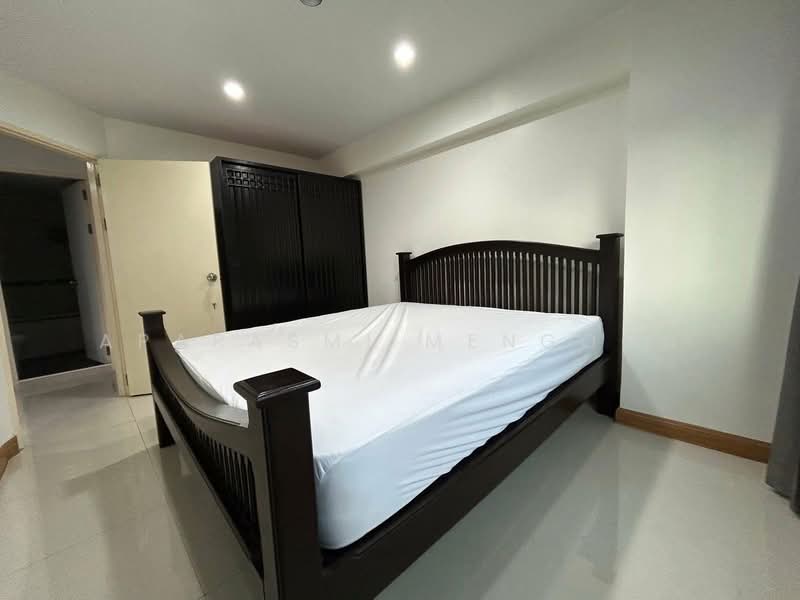 Thonglor Tower, Bangkok, Soi Thonglor, Sukhumvit 55 Road, Khlongtoei Nua, Watthana, Bangkok, 2 Bedrooms, 49 sqm, Condo For Rent, by Aparasmi Mengoon, 500161410 - DDproperty.com