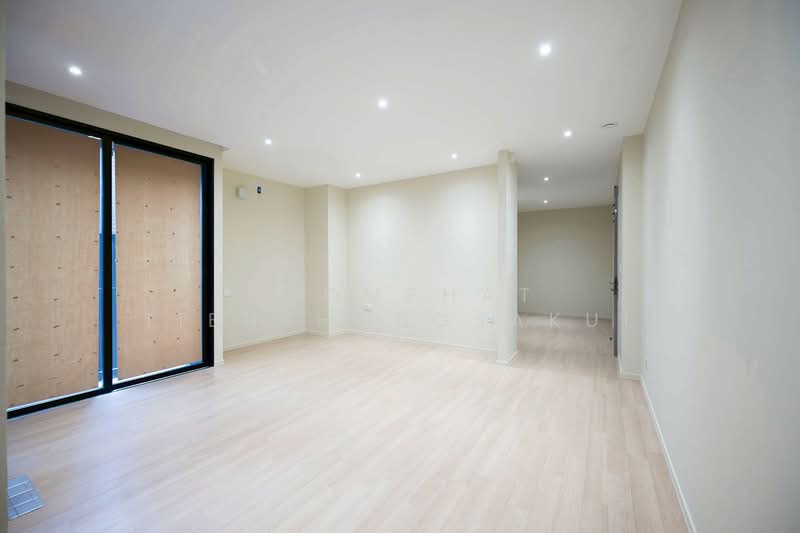 Noble Aqua Riverfront Ratburana, Bangkok, 39 Rat Burana Road, Rat Burana, Rat Burana, Bangkok, 5 Bedrooms, 795 sqm, Single Detached House For Sale, by Poomphat Tienthongsakul, 500161414 - DDproperty.com